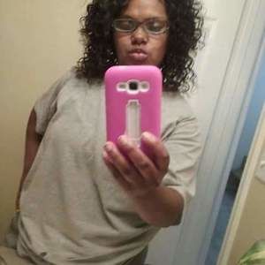 Meet your Posher, Justine